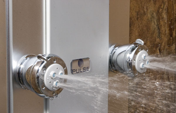 Pulse Kihei Bathroom Showers