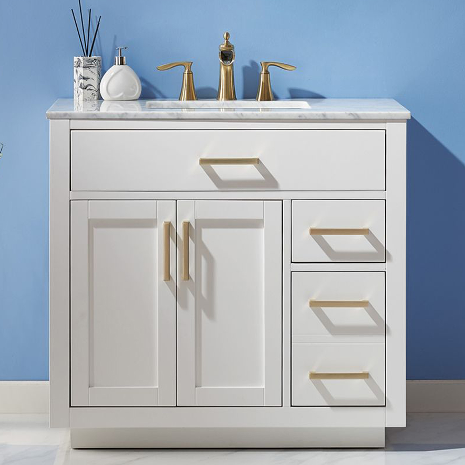 Issac Edwards Collection 36" Single Bathroom Vanity Set in White and Carrara White Marble Countertop